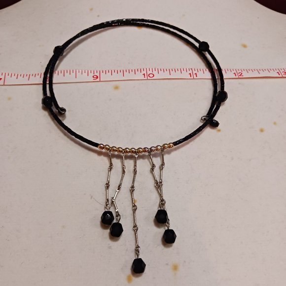 Hand Crafted Black and Silver Beaded Fashion Choker Memory Wire Necklace - Picture 6 of 7